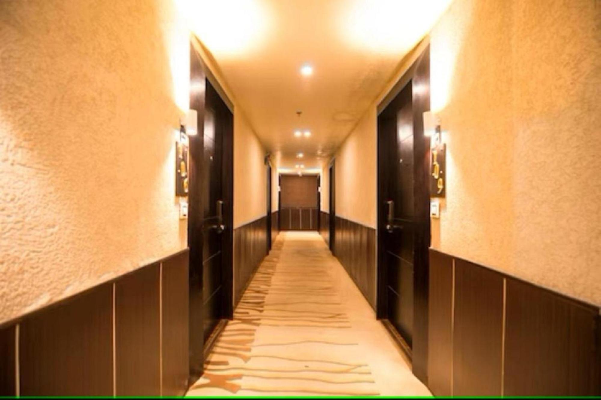 Hotel Suncity & Restaurant Hisār Exterior foto