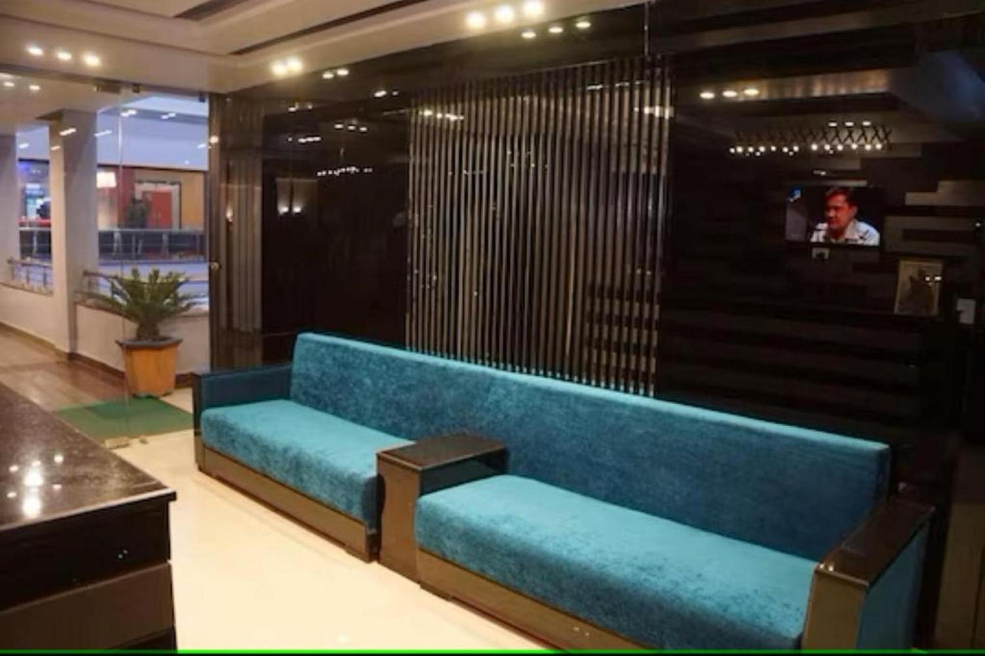 Hotel Suncity & Restaurant Hisār Exterior foto